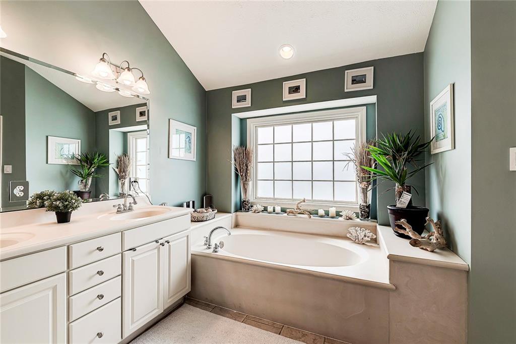 2095 Rhettsbury Street Carmel, IN 46032 - Photo 22 of 38