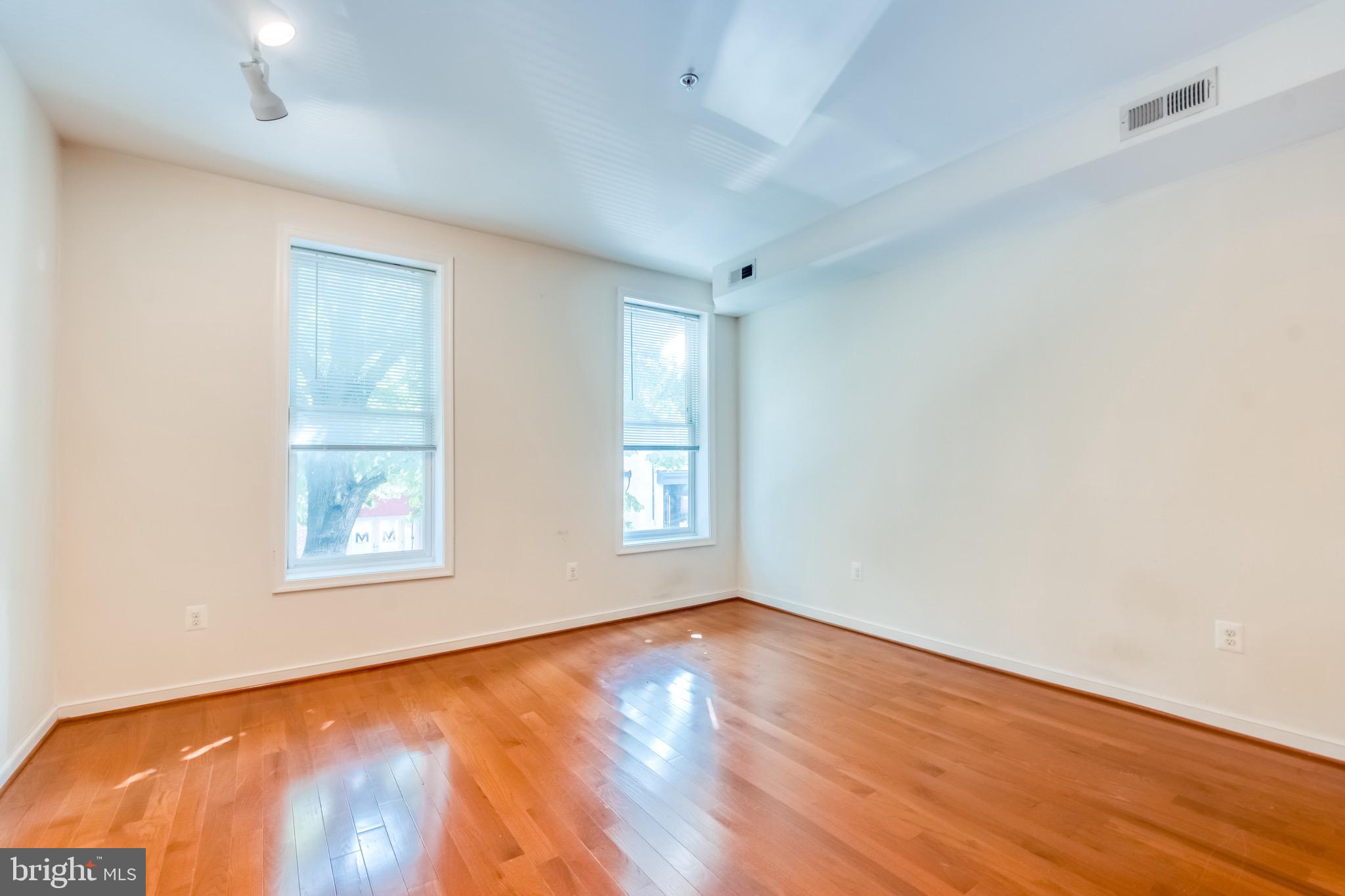 910 South Charles Street, Unit A Baltimore, MD 21230 - Photo 12 of 47 Lots Of Natural Light