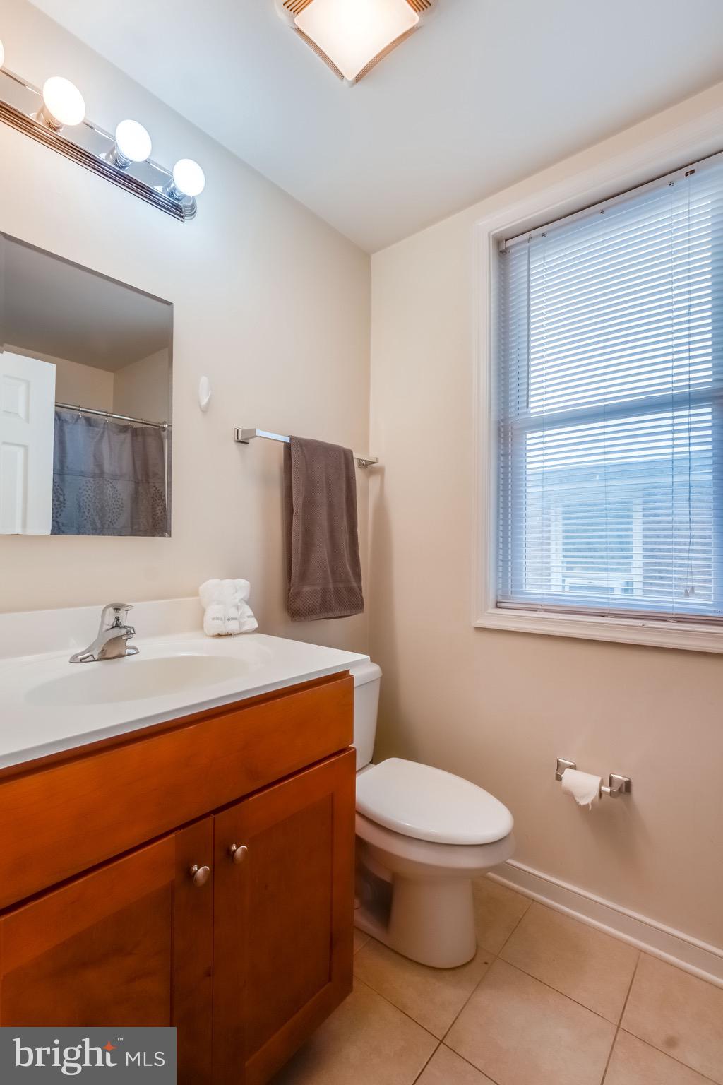 910 South Charles Street, Unit A Baltimore, MD 21230 - Photo 27 of 43 Bathroom