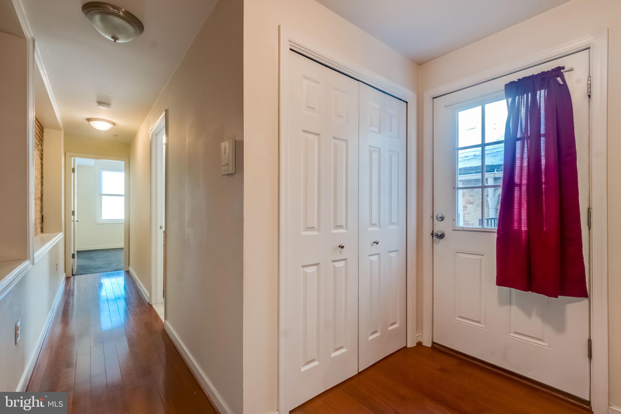 910 South Charles Street, Unit A Baltimore, MD 21230 - Photo 33 of 43 Entry Foyer