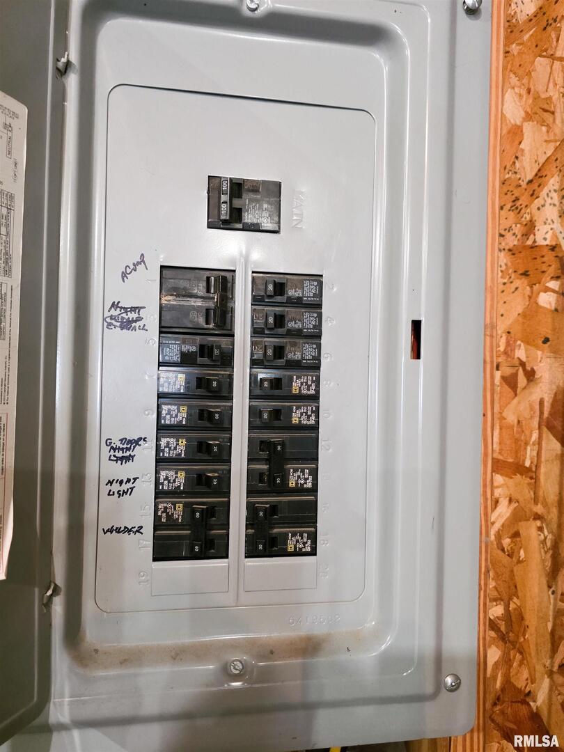 103 Watkins Street Cisne, IL 62823 - Photo 27 of 85