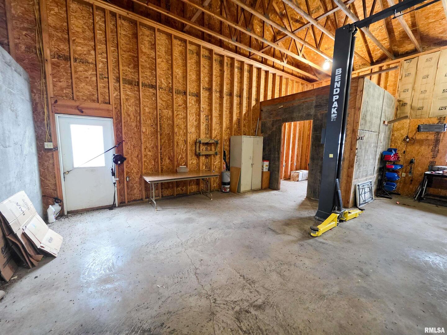 103 Watkins Street Cisne, IL 62823 - Photo 29 of 85