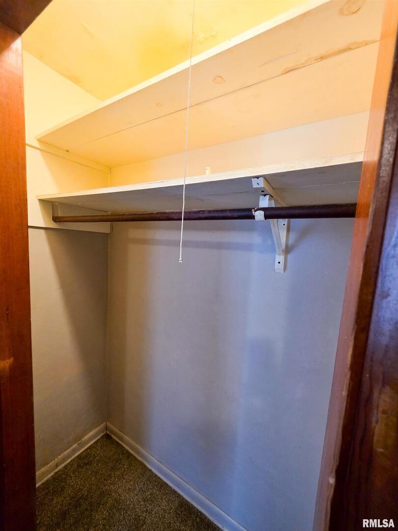 103 Watkins Street Cisne, IL 62823 - Photo 56 of 85 a close up of a shower