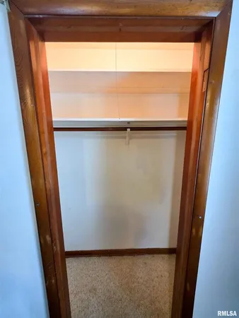 $99,500 | 103 Watkins Street, Cisne, IL 62823