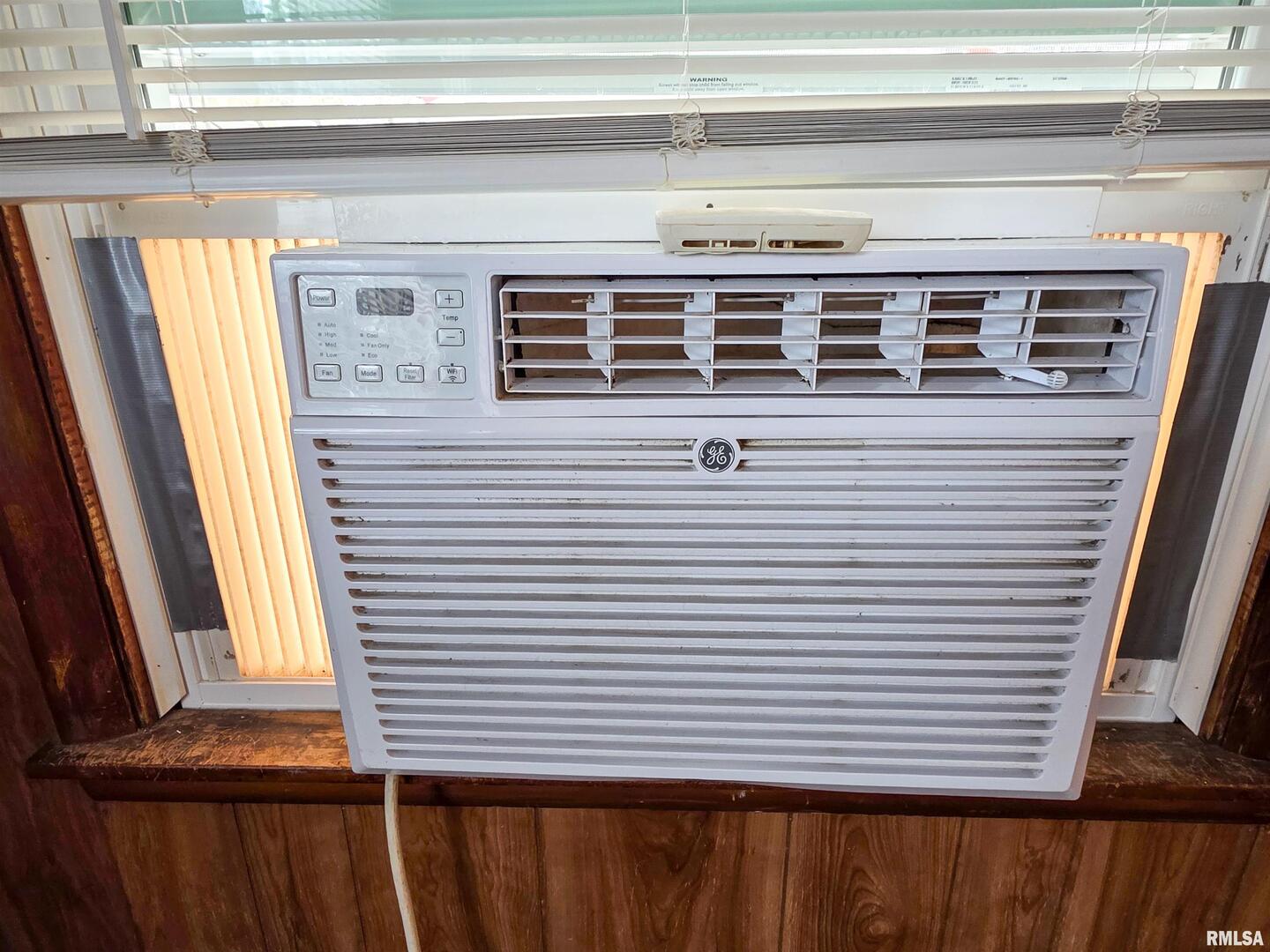 103 Watkins Street Cisne, IL 62823 - Photo 73 of 85 a view of a house with a door