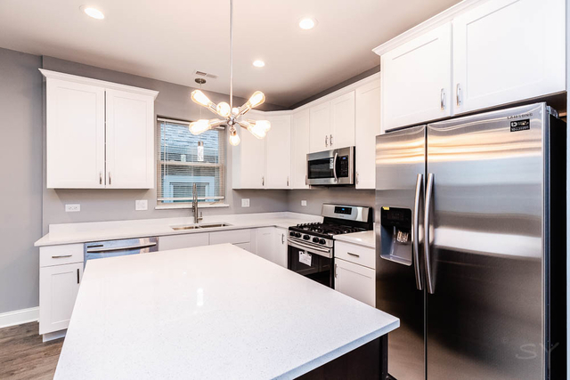 2258 West Cullerton Street, Unit 2 Chicago, IL 60608 - Photo 6 of 19