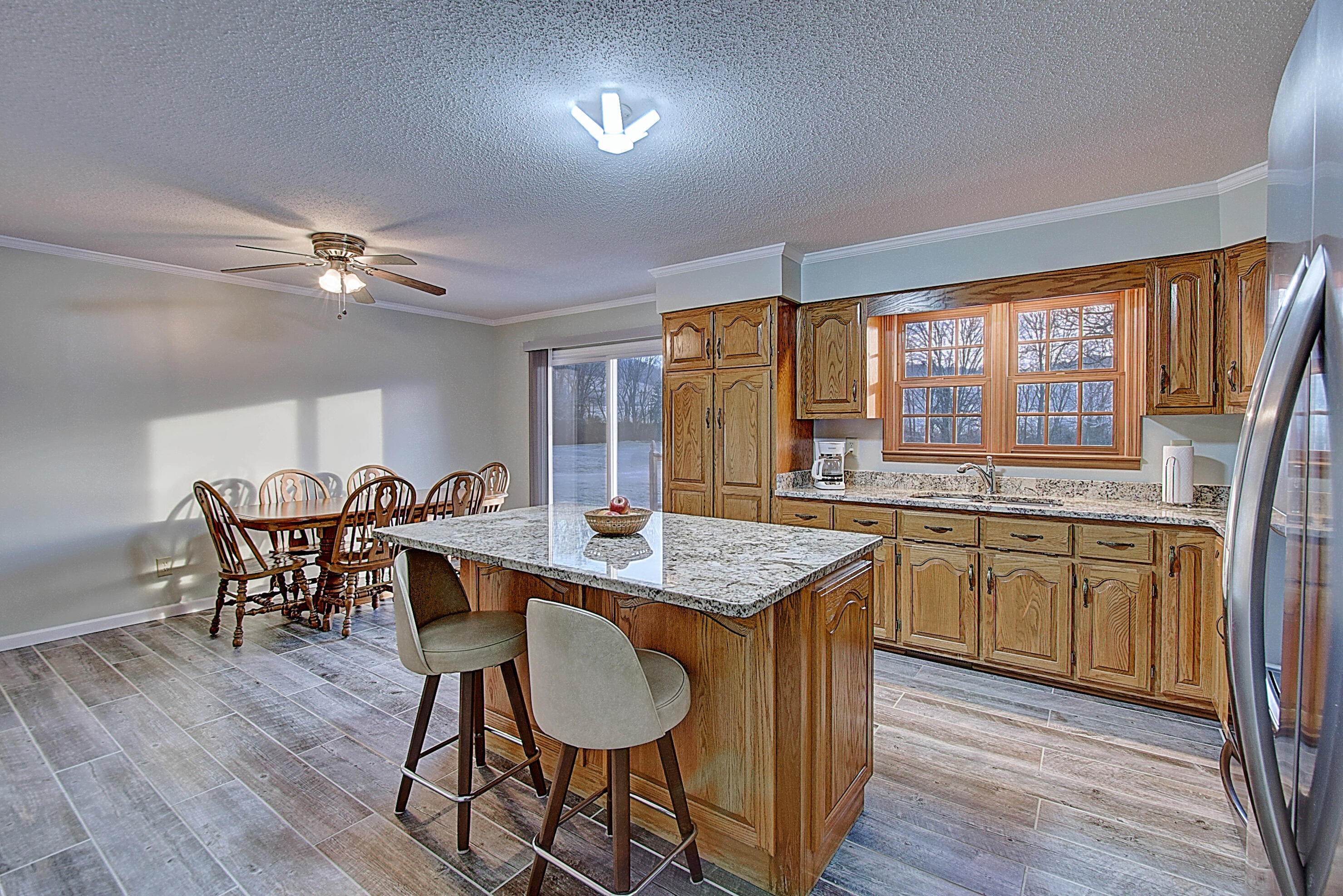 171 Blue Springs Road Elizabethton, TN 37643 - Photo 14 of 40 DSC_0064And8more