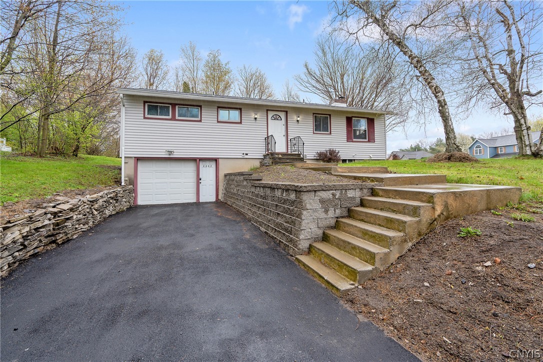 4662 Cleveland Road Onondaga, NY 13215 - Photo 2 of 33