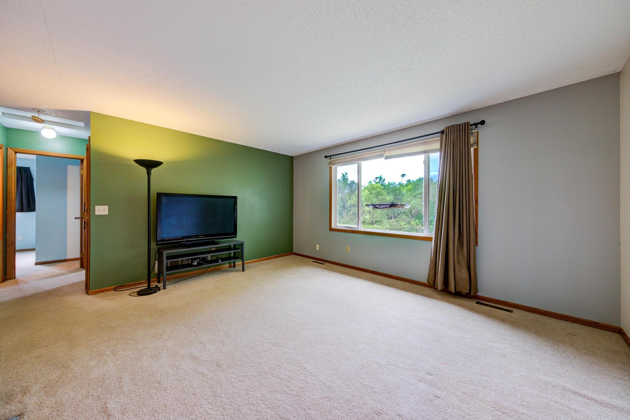 6141 Egg Lake Road North Hugo, MN 55038 - Photo 8 of 38
