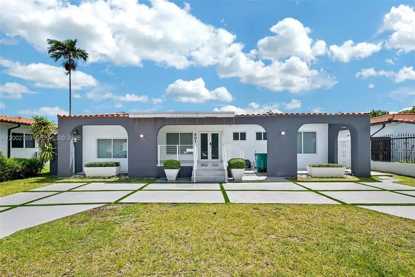 $4,600 | 301 Southwest 30th Court, Miami, FL 33135