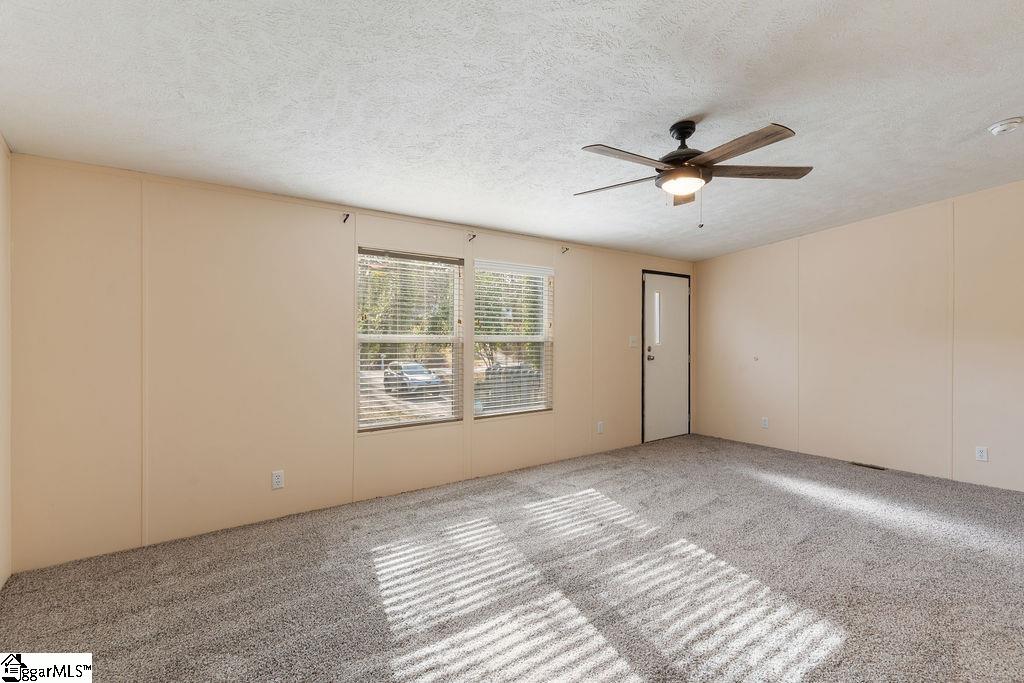 227 Murrell Road Greenville, SC 29605 - Photo 12 of 40