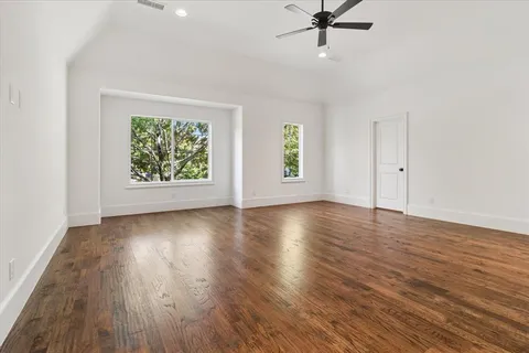 $1,799,000 | 6234 Lakeshore Drive, Dallas, TX 75214