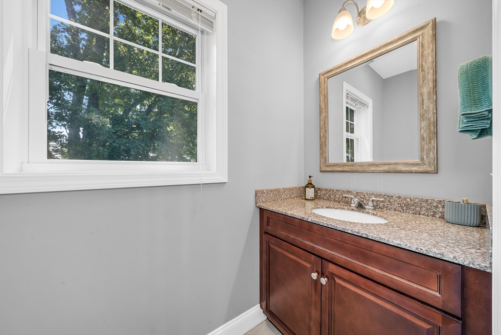 2 Mackenzie Way, Unit 2 Haverhill, MA 01832 - Photo 18 of 37