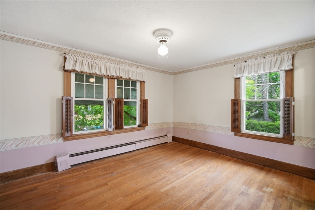 20 Athol Street Springfield, MA 01107 - Photo 28 of 40