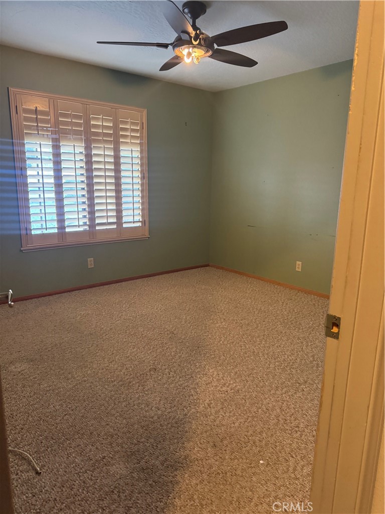 18965 Siskiyou Road Apple Valley, CA 92307 - Photo 15 of 28