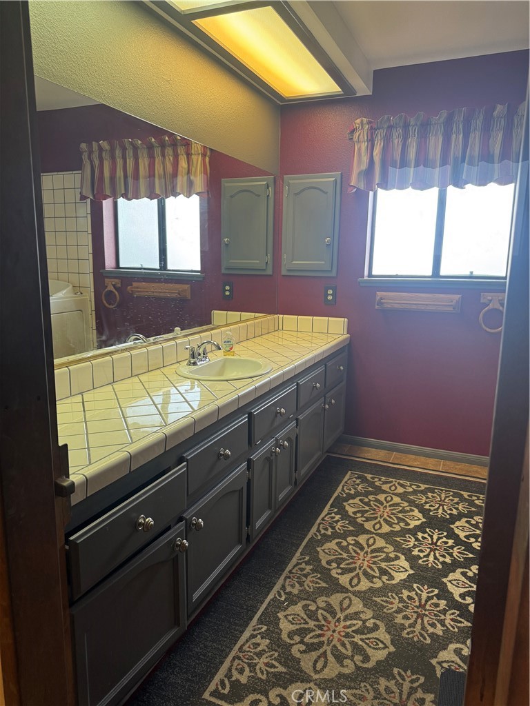 18965 Siskiyou Road Apple Valley, CA 92307 - Photo 18 of 28