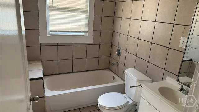 $1,800 | 101 West 60th Street, Unit DRAW, Savannah, GA 31405