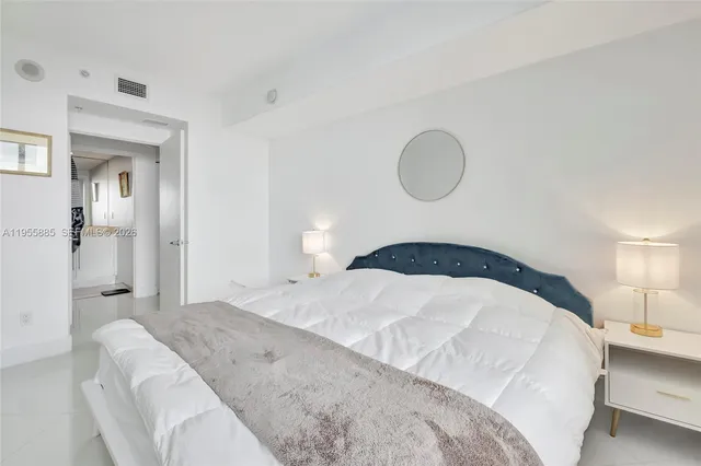 $500,000 | 325 South Biscayne Boulevard, Unit 2616, Miami, FL 33131