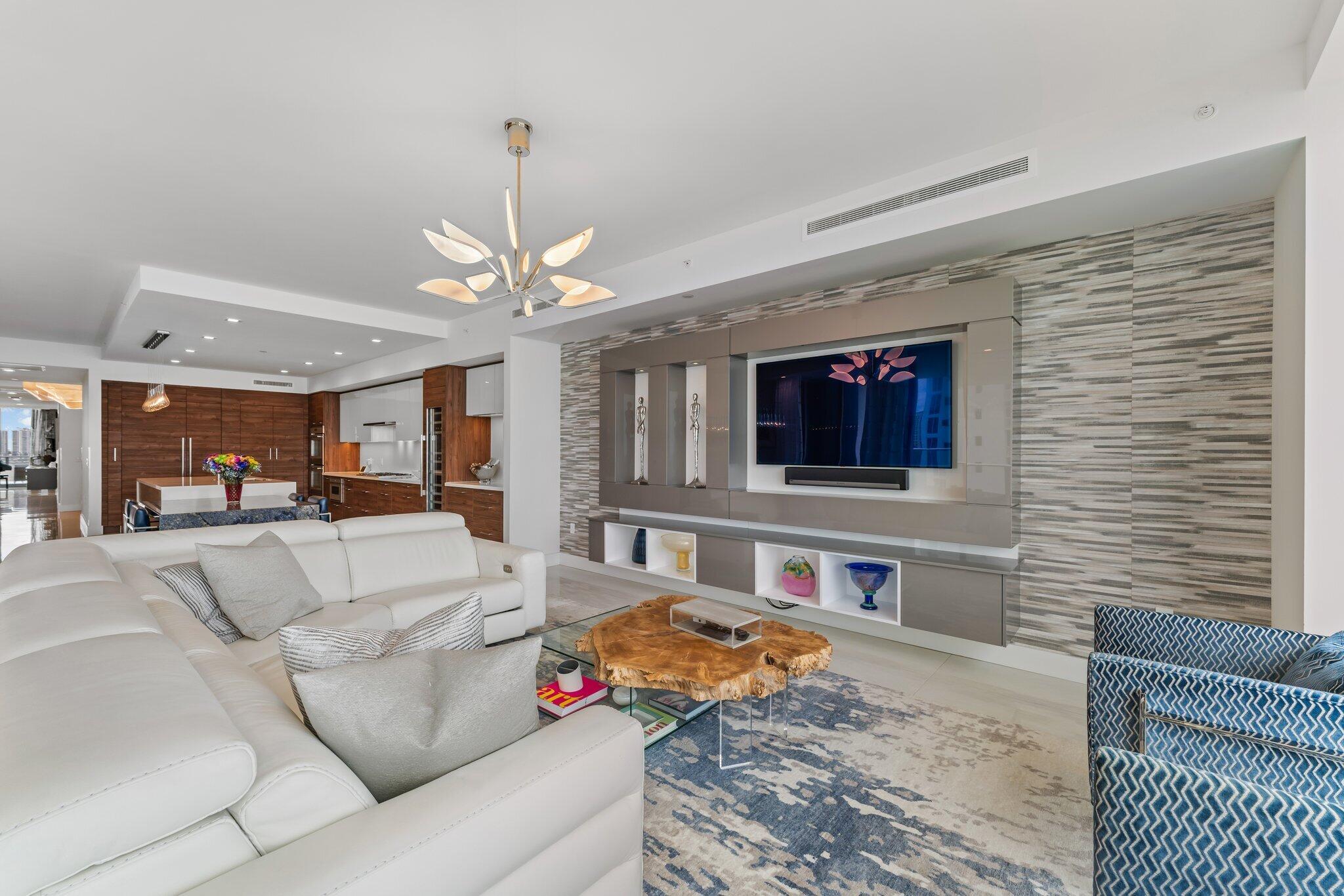 5000 North Ocean Drive, Unit 1003 Singer Island, FL 33404 - Photo 12 of 134 Great Room