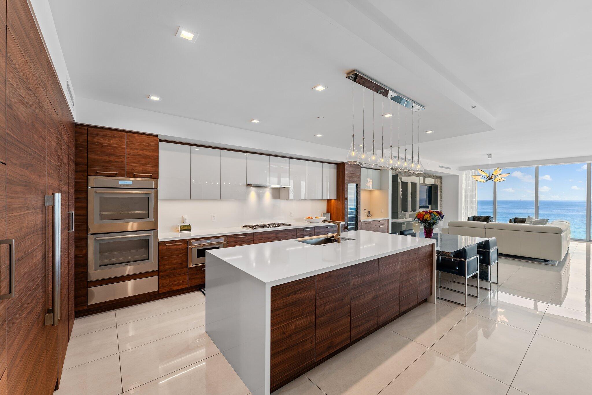 5000 North Ocean Drive, Unit 1003 Singer Island, FL 33404 - Photo 6 of 134 Kitchen