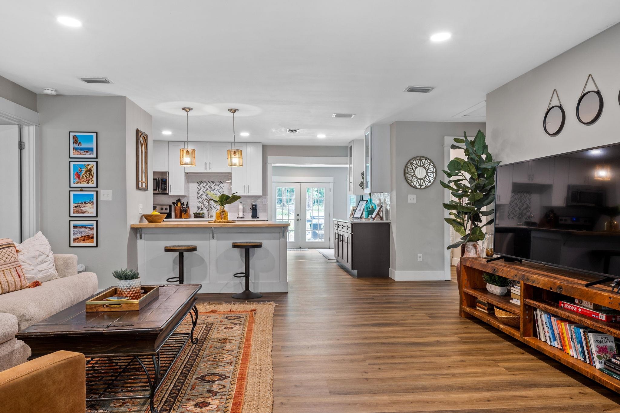 357 Mershon Street Fairhope, AL 36532 - Photo 9 of 36