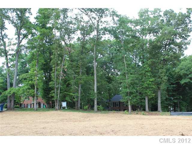 5000 Sentinel Post Road, Unit 18 Charlotte, NC 28226 - Photo 3 of 3 Gallery Image 3