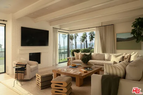 $9,499,000 | 120 Hart Avenue, Santa Monica, CA 90405