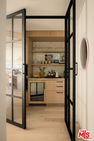 $9,499,000 | 120 Hart Avenue, Santa Monica, CA 90405