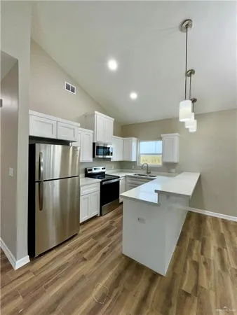 $1,150 | 509 Sparrow Road, Unit 1, Weslaco, TX 78596