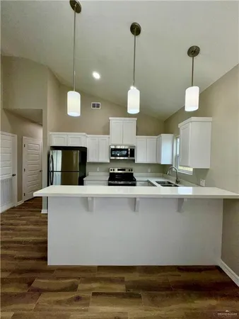 $1,150 | 509 Sparrow Road, Unit 1, Weslaco, TX 78596