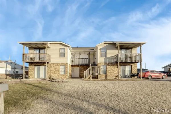 $660,000 | 3 Georgetown Drive, Granite City, IL 62040