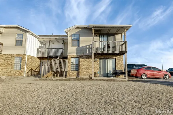 $660,000 | 3 Georgetown Drive, Granite City, IL 62040