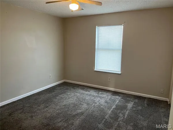 $660,000 | 3 Georgetown Drive, Granite City, IL 62040