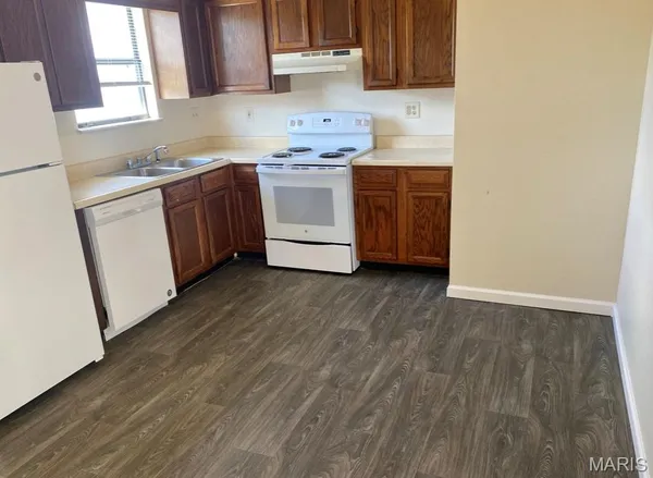 $660,000 | 3 Georgetown Drive, Granite City, IL 62040