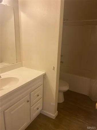 $660,000 | 3 Georgetown Drive, Granite City, IL 62040