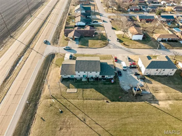 $660,000 | 3 Georgetown Drive, Granite City, IL 62040