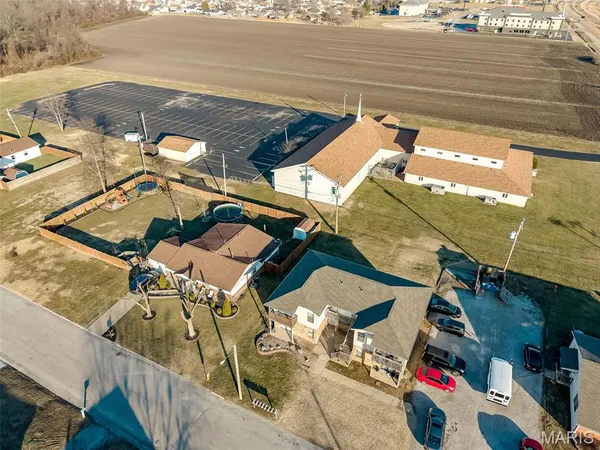 $660,000 | 3 Georgetown Drive, Granite City, IL 62040