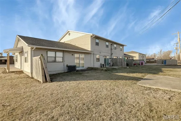 $660,000 | 3 Georgetown Drive, Granite City, IL 62040