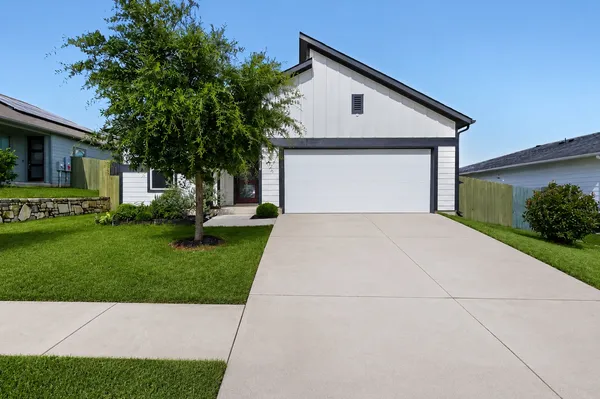 $414,000 | 16516 Glimmering Road, Manor, TX 78653