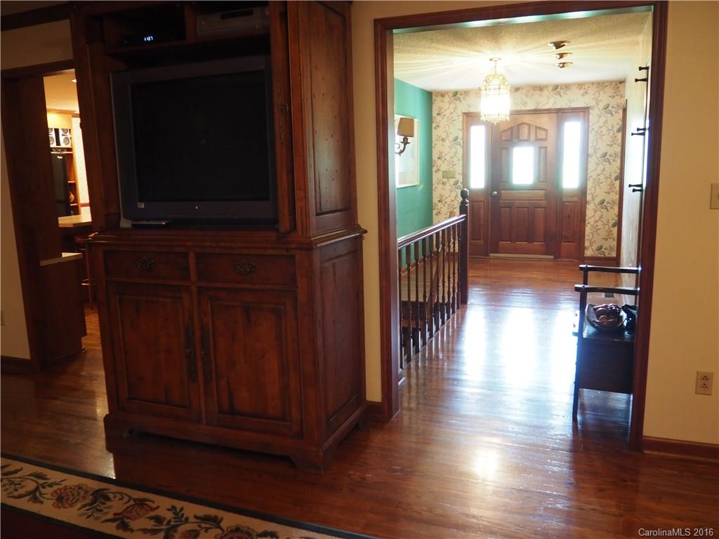 7328 R R H Road Hickory, NC 28602 - Photo 3 of 23 Gallery Image 3
