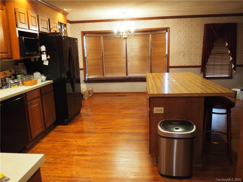 7328 R R H Road Hickory, NC 28602 - Photo 8 of 23 Gallery Image 8