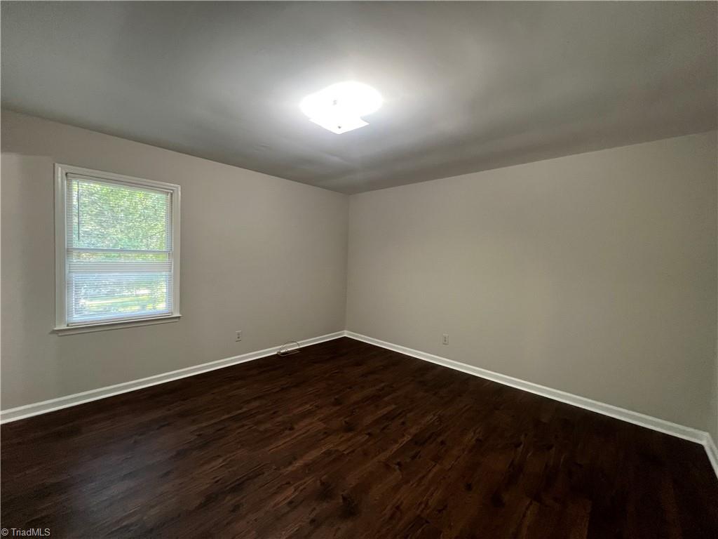 309 Elmhurst Avenue High Point, NC 27262 - Photo 13 of 22