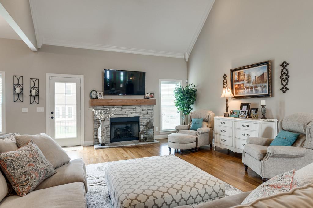 3194 Appian Way Spring Hill, TN 37174 - Photo 6 of 30 Gallery Image 6