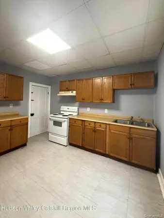 $1,975 | 6629 Park Place, Stottville, NY 12172