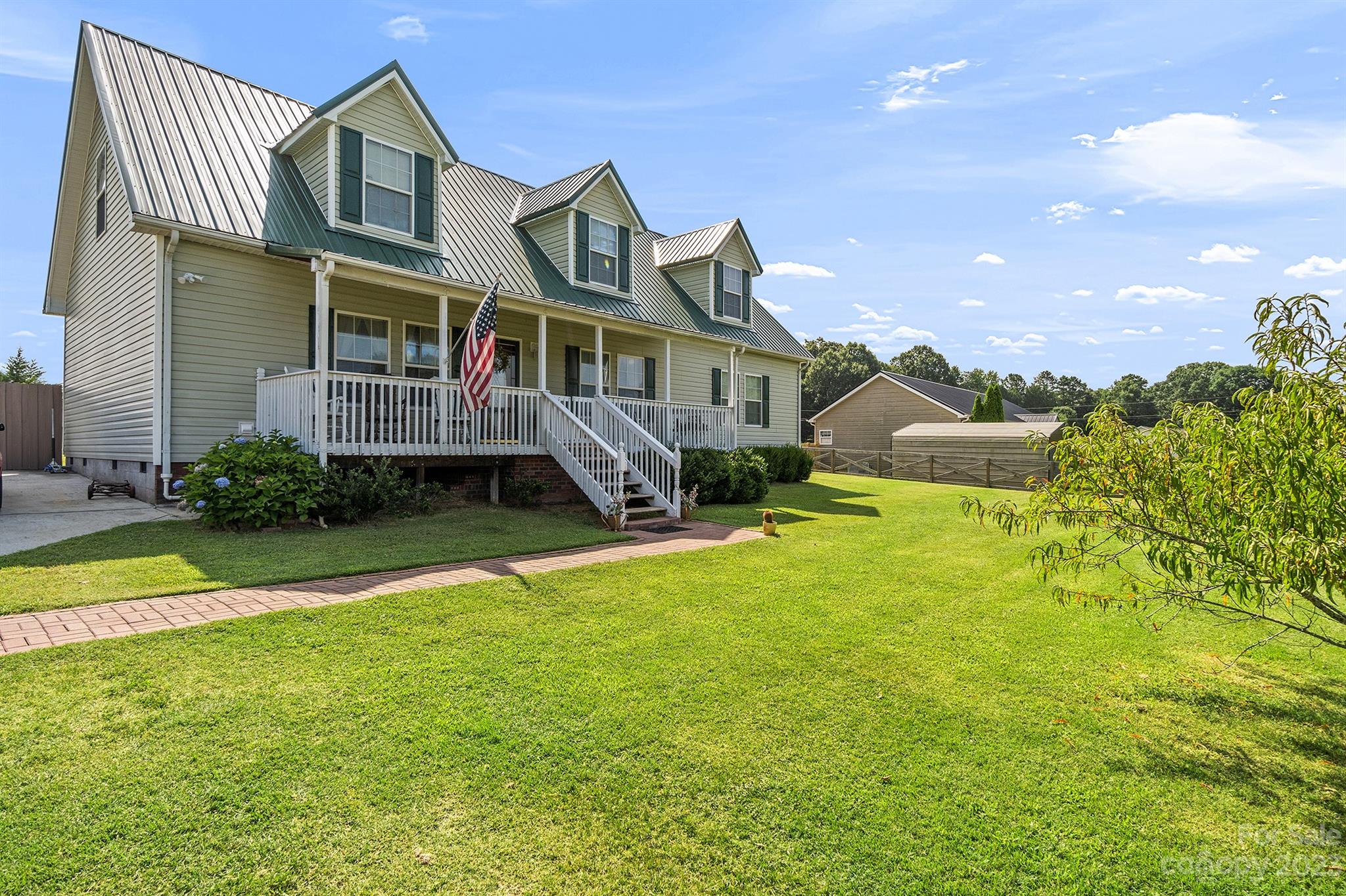 515 Brawley Road Cleveland, NC 27013 - Photo 3 of 39 a front view of a house with a yard