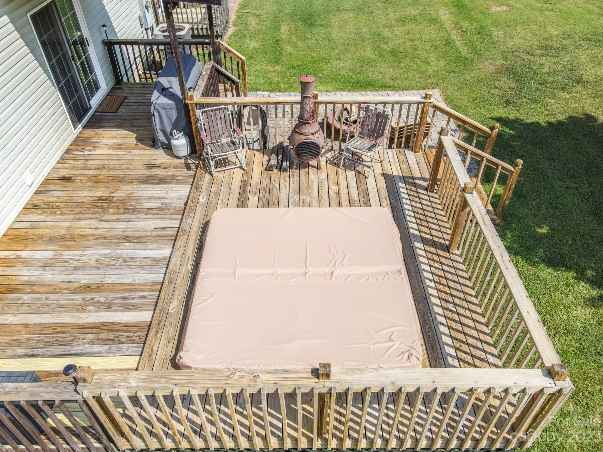 515 Brawley Road Cleveland, NC 27013 - Photo 7 of 39 a view of balcony with furniture