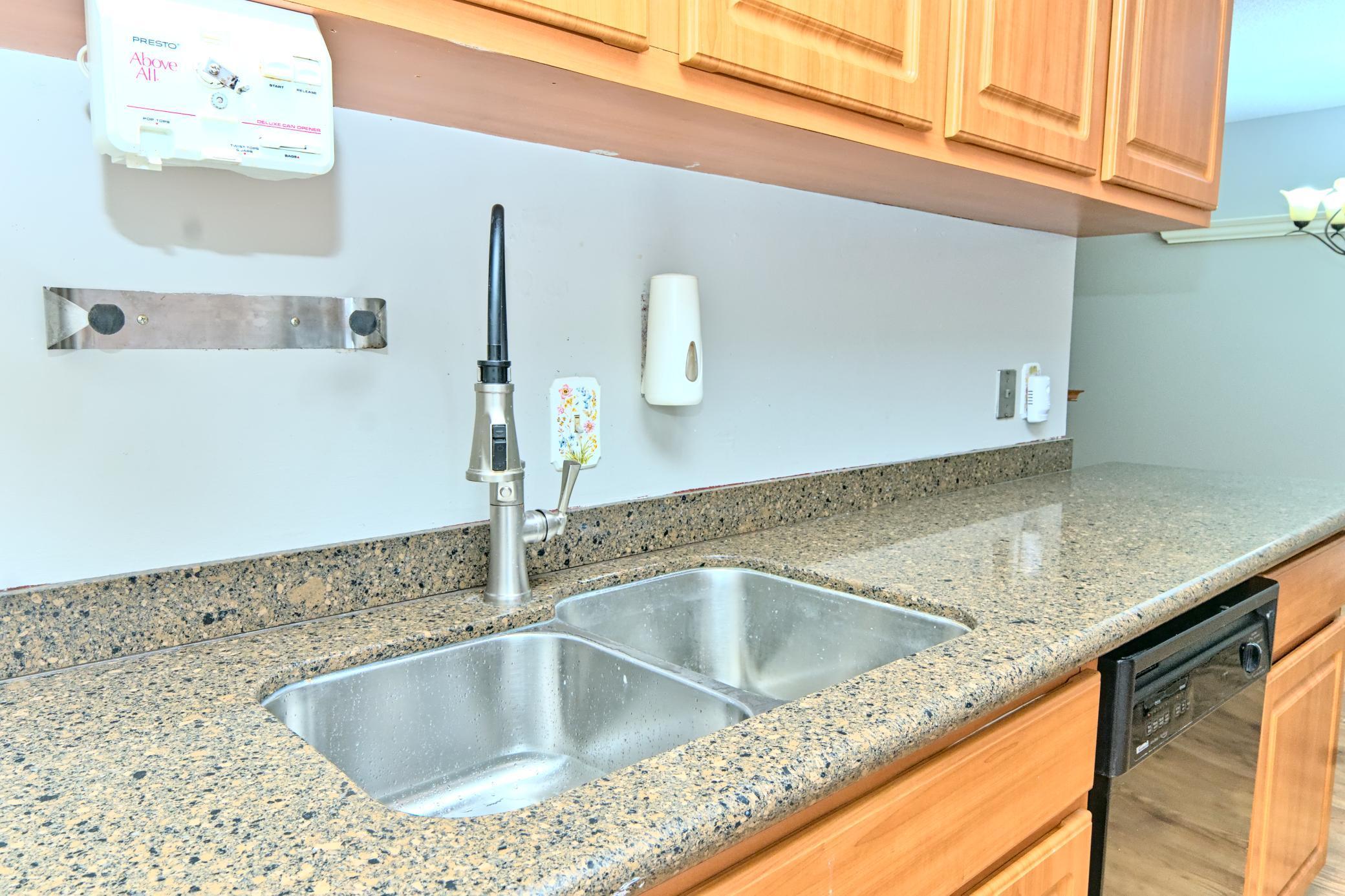 1601 North Innsbruck Drive, Unit 319 Fridley, MN 55432 - Photo 22 of 28