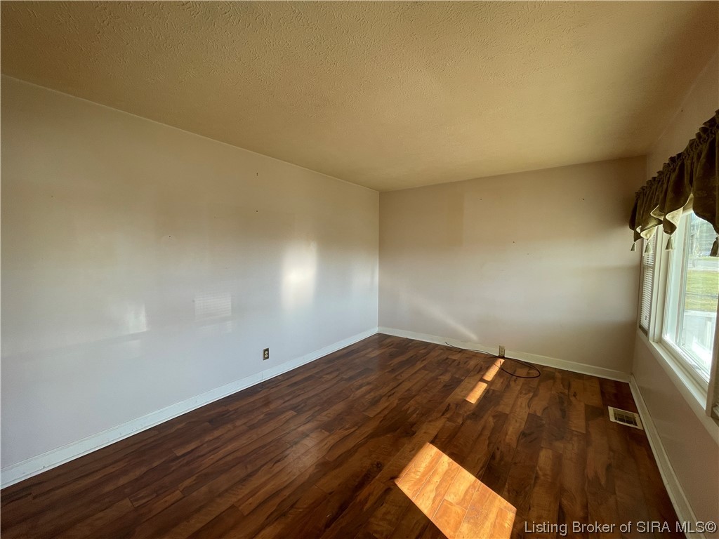 830 Green Road Madison, IN 47250 - Photo 3 of 41 Gallery Image 3