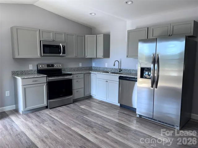 $1,300 | 321 Pitts Street, Unit A, Morganton, NC 28655