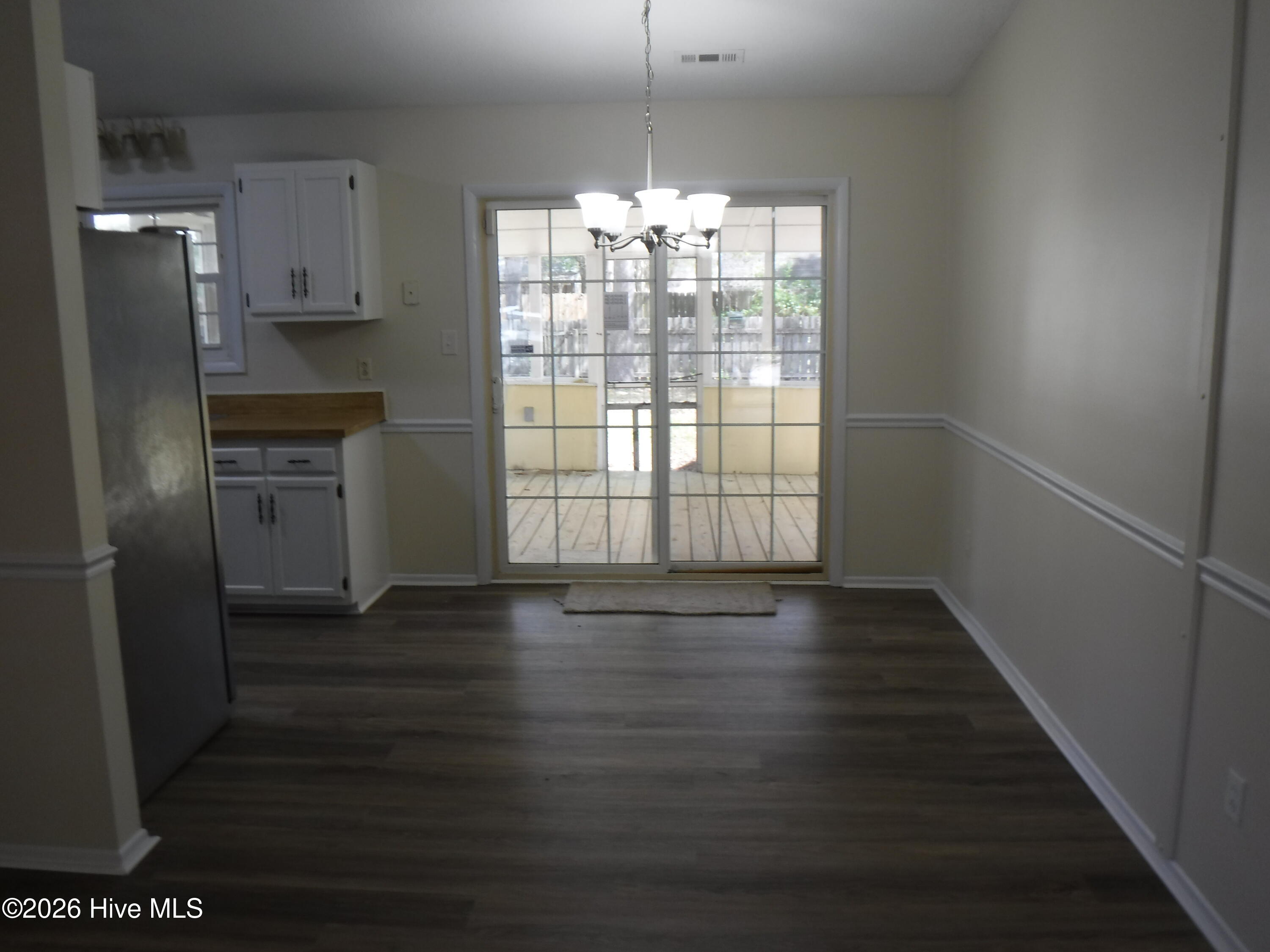 624 Shadowridge Road Jacksonville, NC 28546 - Photo 5 of 17